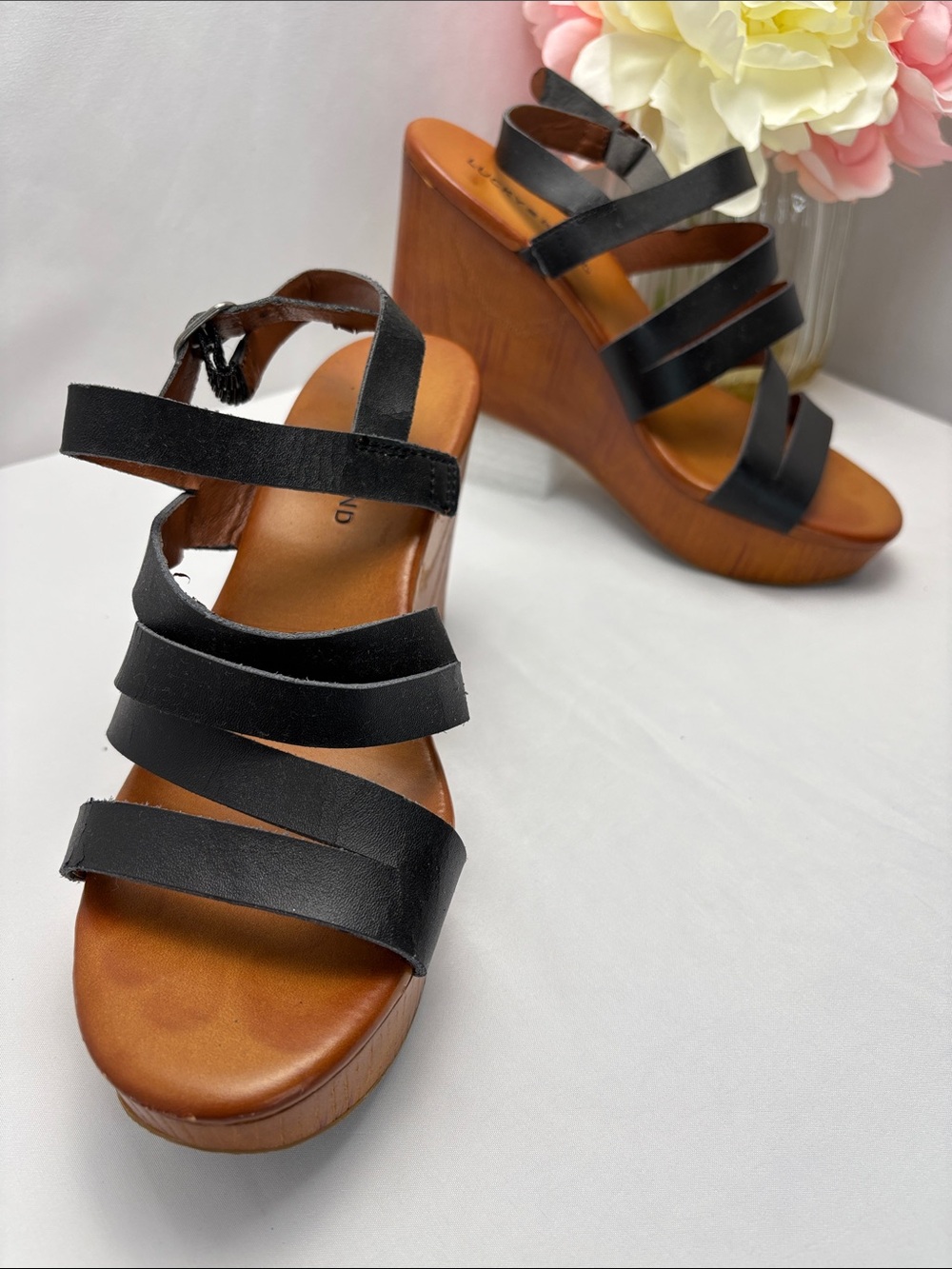 Lucky Brand Women’s Loved Black Strappy Wedge‎ Sandals #494